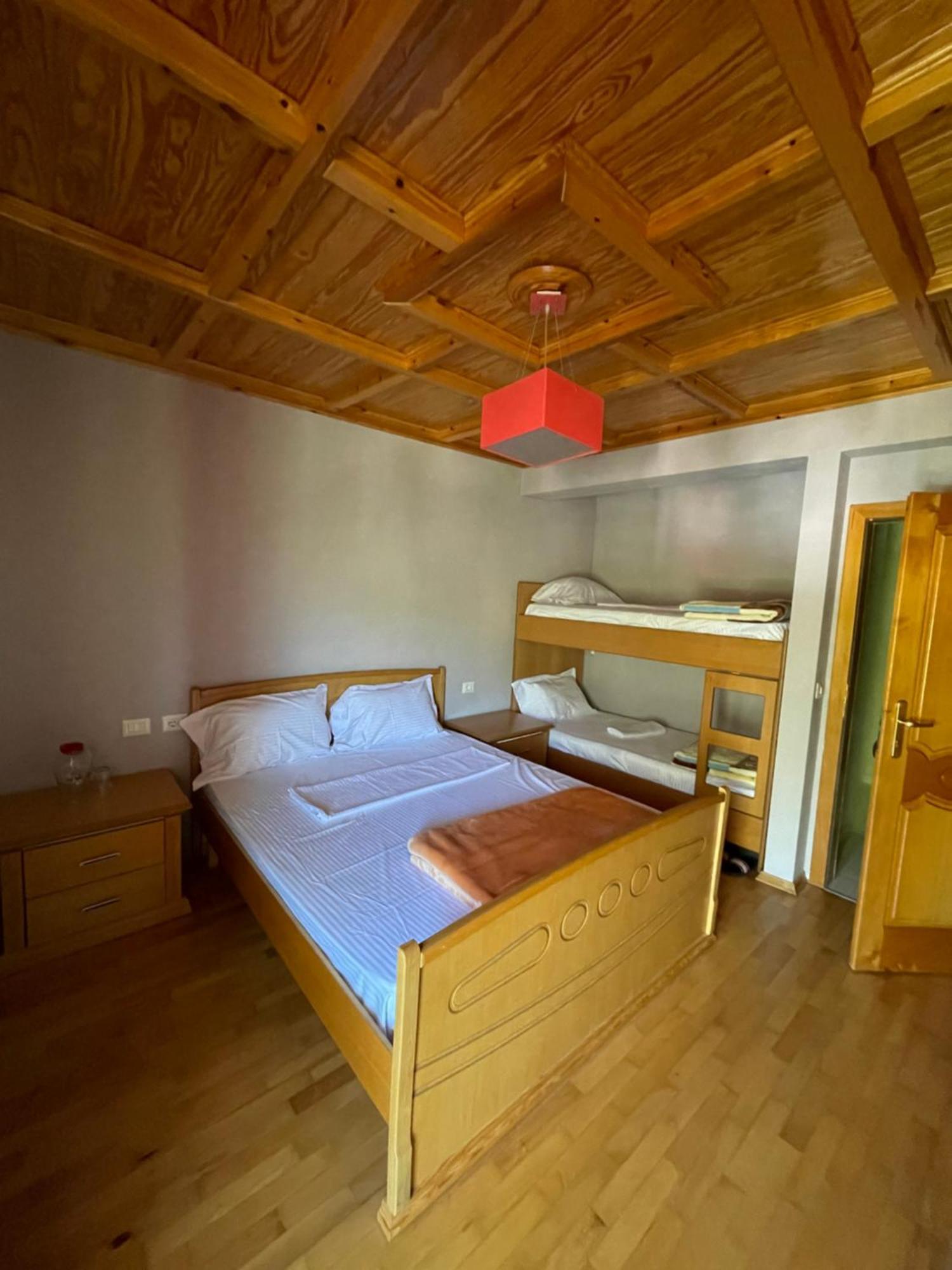 Lura Hotel Fushe-Lure Extérieur photo