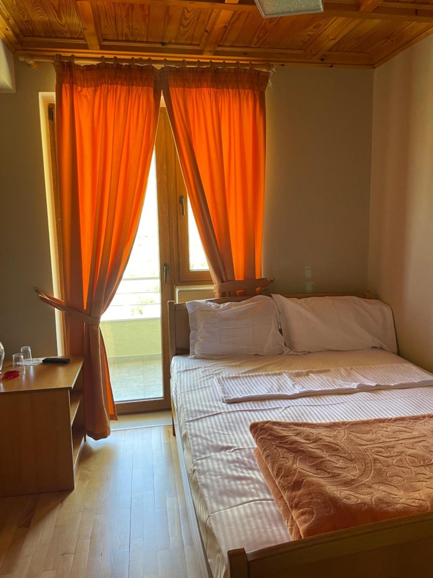 Lura Hotel Fushe-Lure Extérieur photo