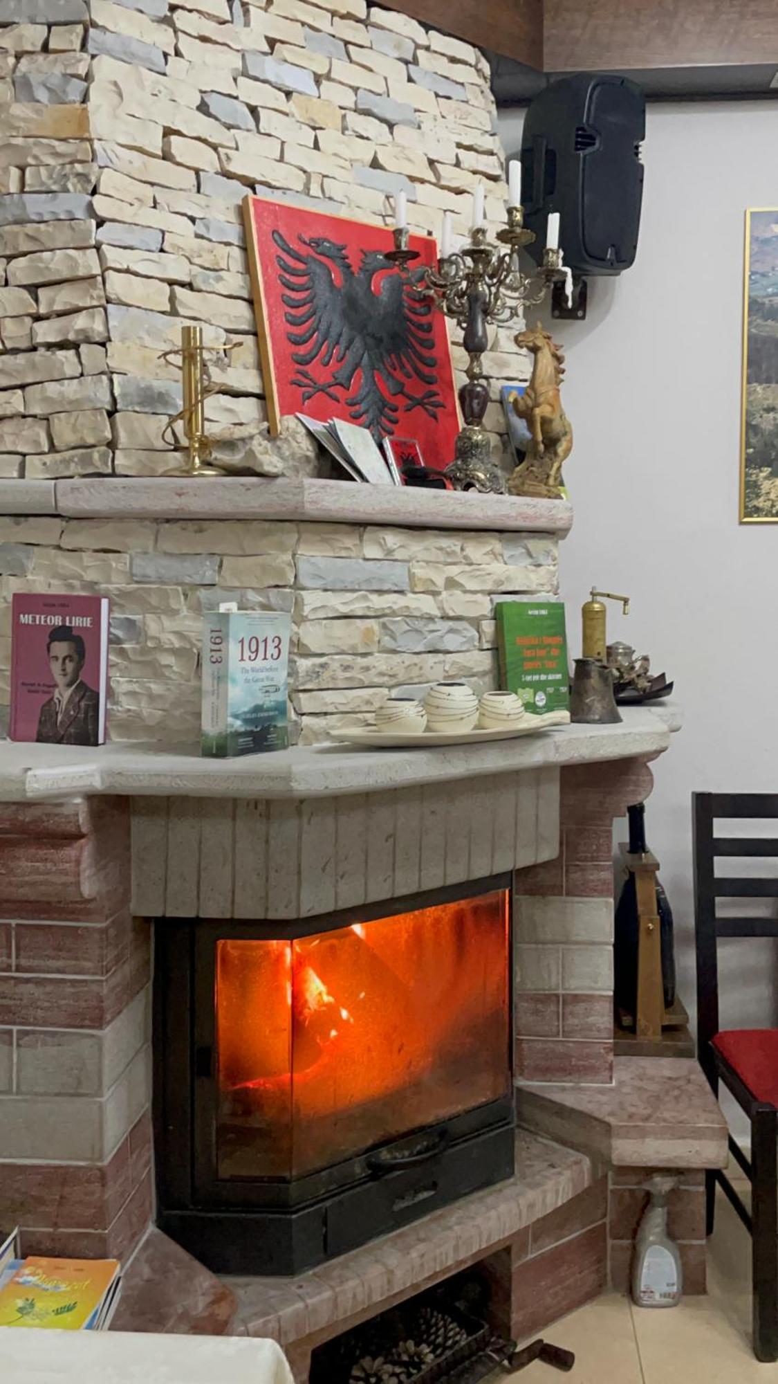Lura Hotel Fushe-Lure Extérieur photo