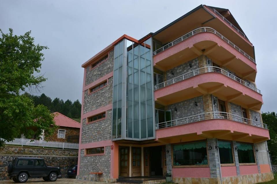 Lura Hotel Fushe-Lure Extérieur photo