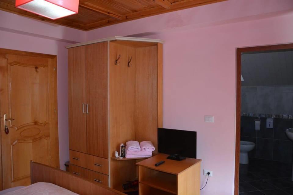 Lura Hotel Fushe-Lure Extérieur photo