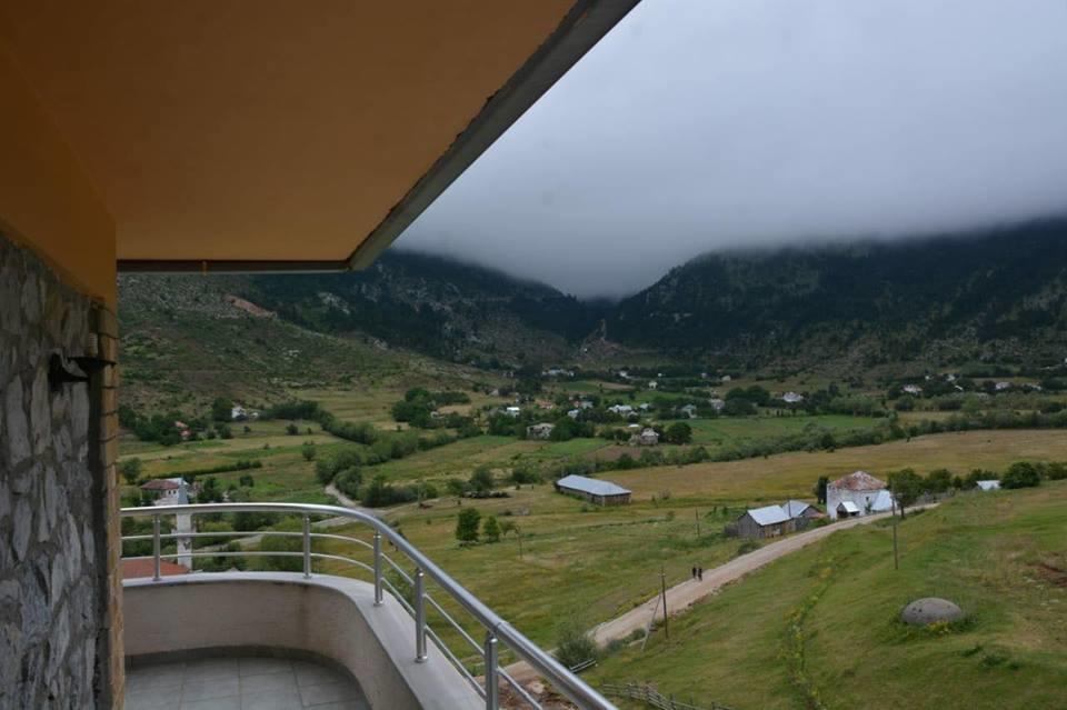Lura Hotel Fushe-Lure Extérieur photo